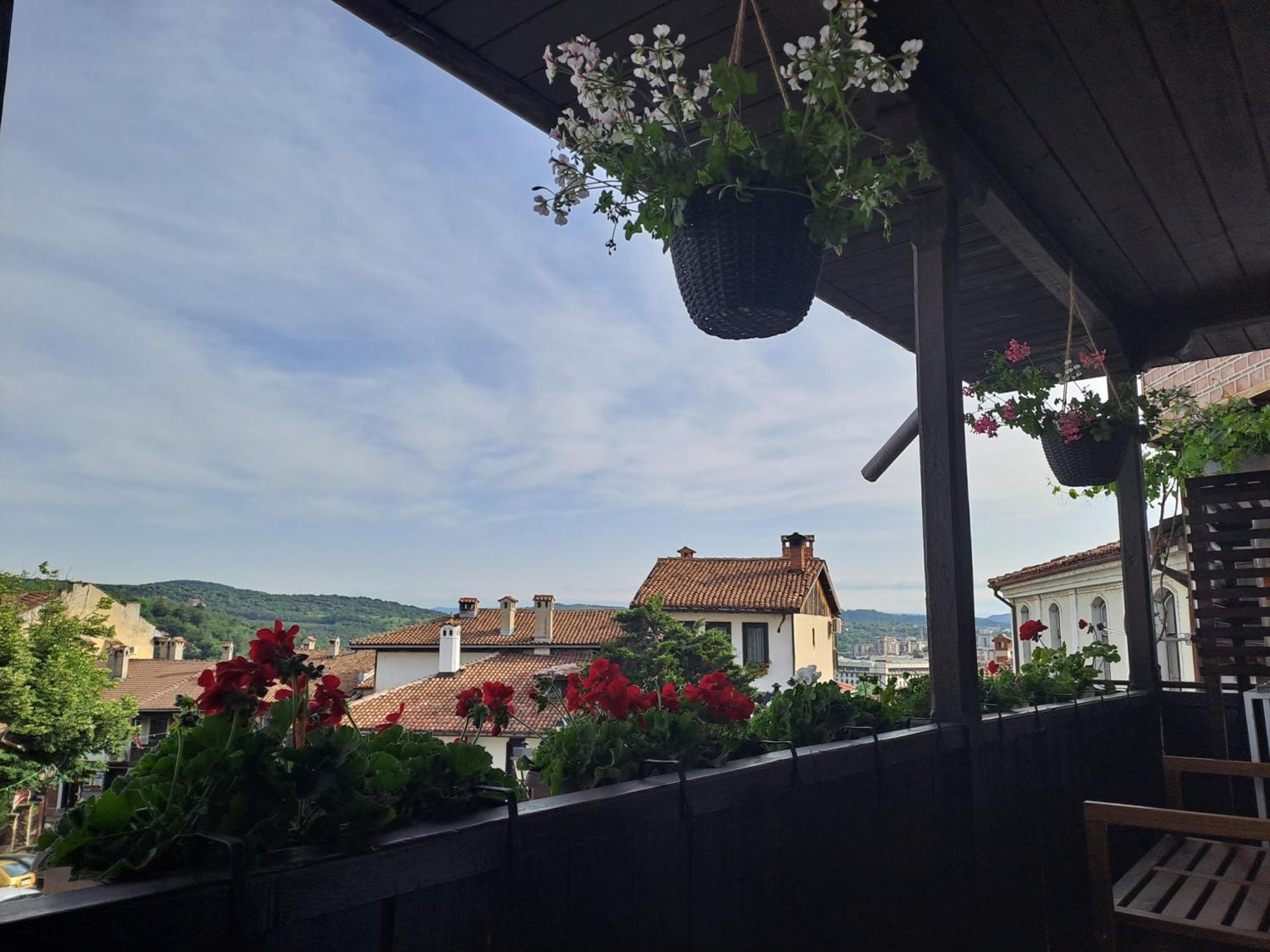 Guest House Lazara Veliko Tŭrnovo Exterior photo
