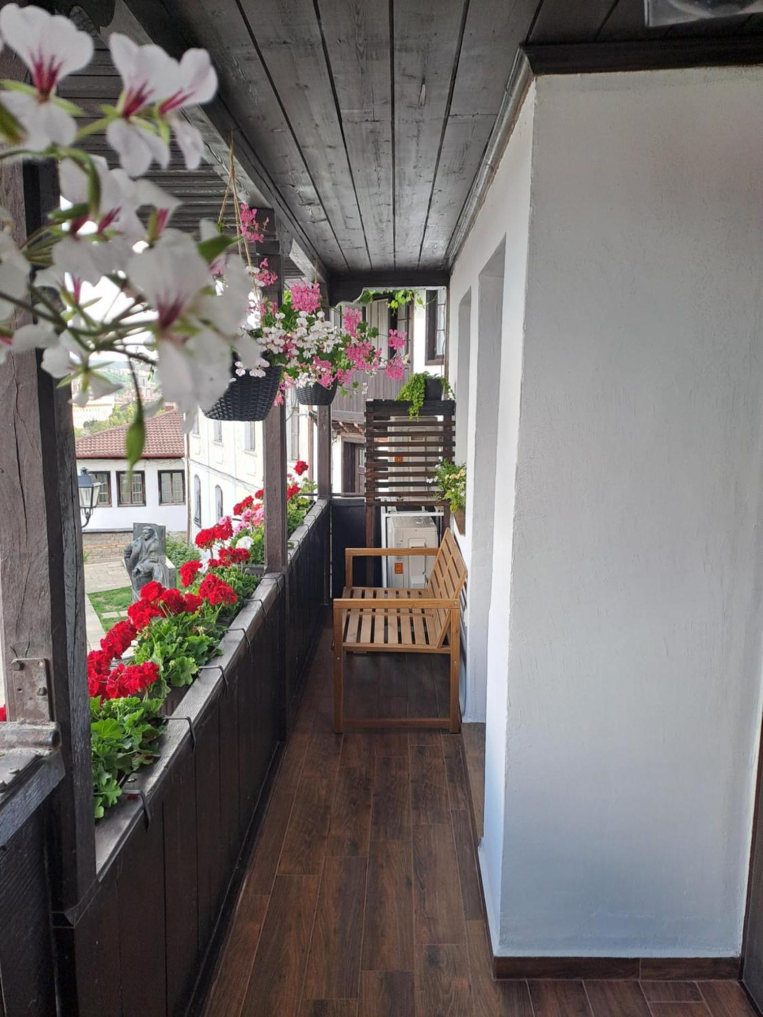 Guest House Lazara Veliko Tŭrnovo Exterior photo