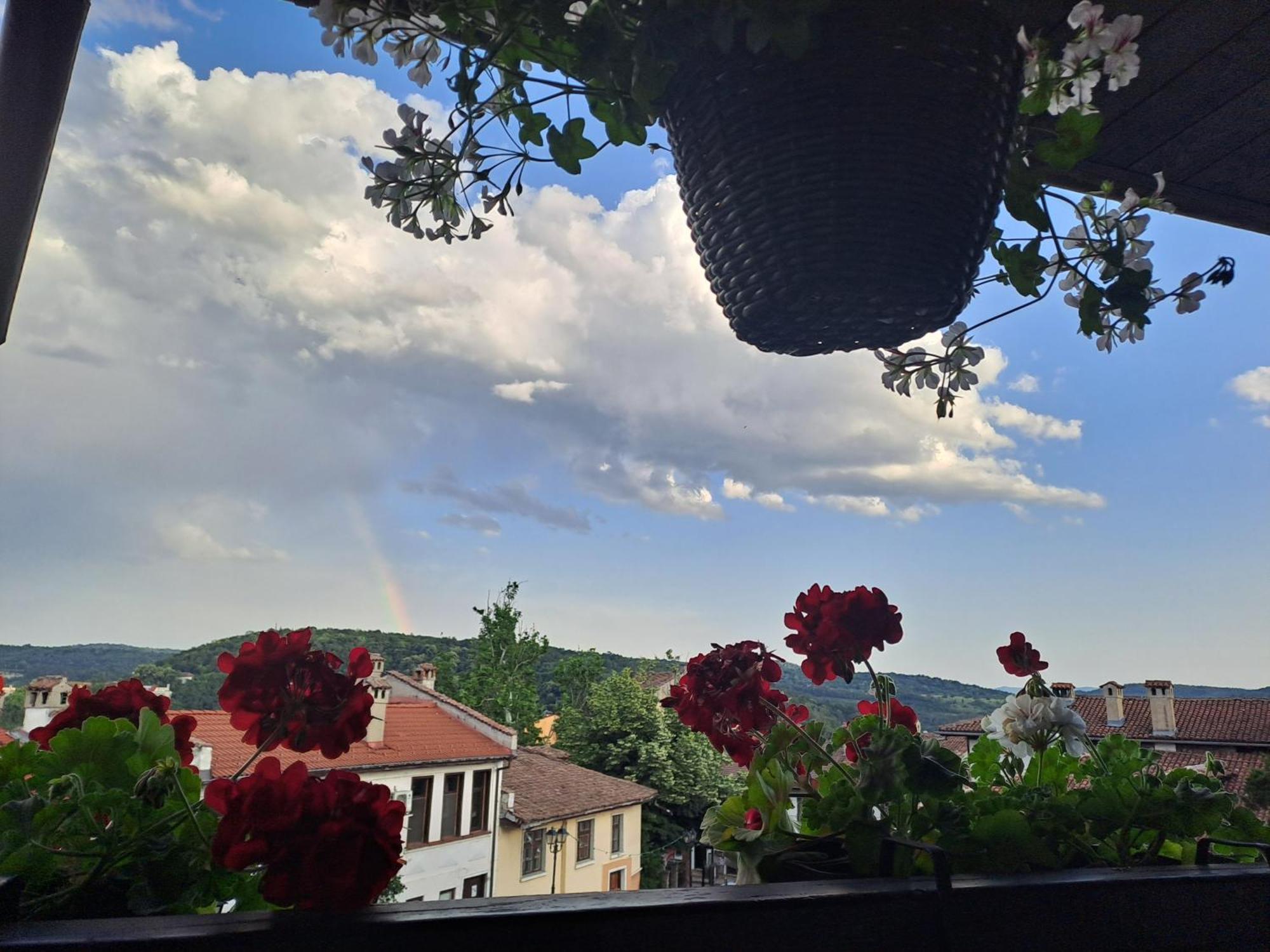 Guest House Lazara Veliko Tŭrnovo Exterior photo